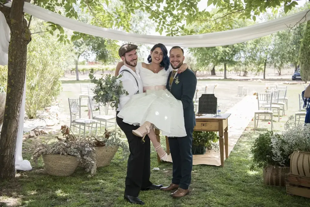 FRAN Y MARINA- BODA VEGANA · Finca Villa Mercedes