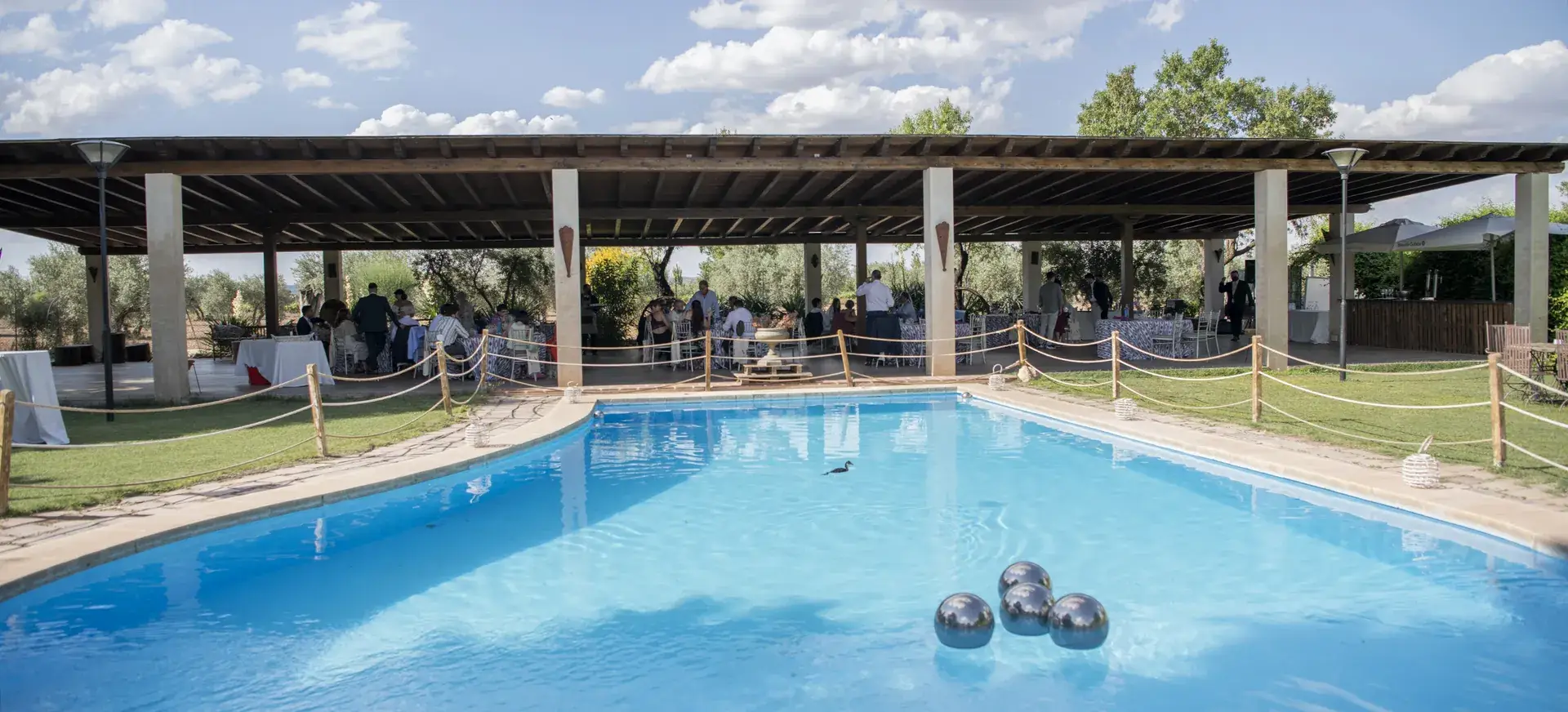 FRAN Y MARINA- BODA VEGANA · Finca Villa Mercedes